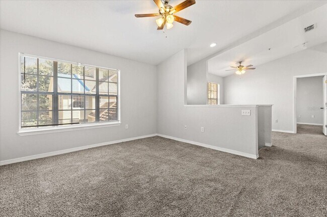 Building Photo - 852 Grand Regency Pointe