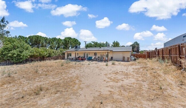 Building Photo - 15866 Sitting Bull St