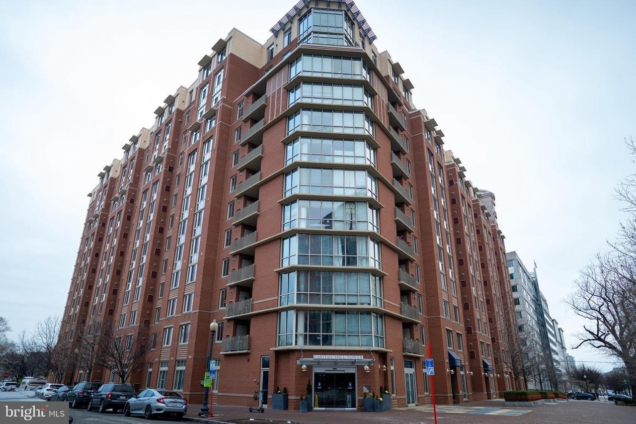 Building - 1000 New Jersey Ave SE