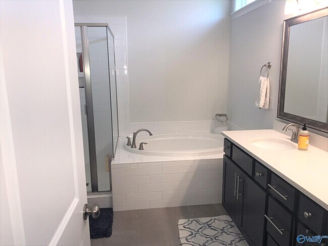 Building Photo - 144 Count Fleet Ct