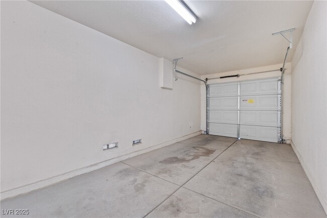 Building Photo - 4736 Arroyo Seco Dr