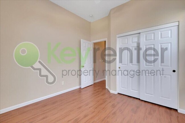 Building Photo - 9448 Syrah Ct