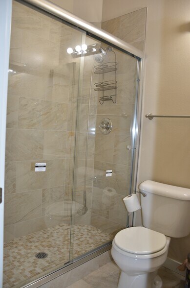 Half bathroom on main floor - 2510 Kirkwood Pl