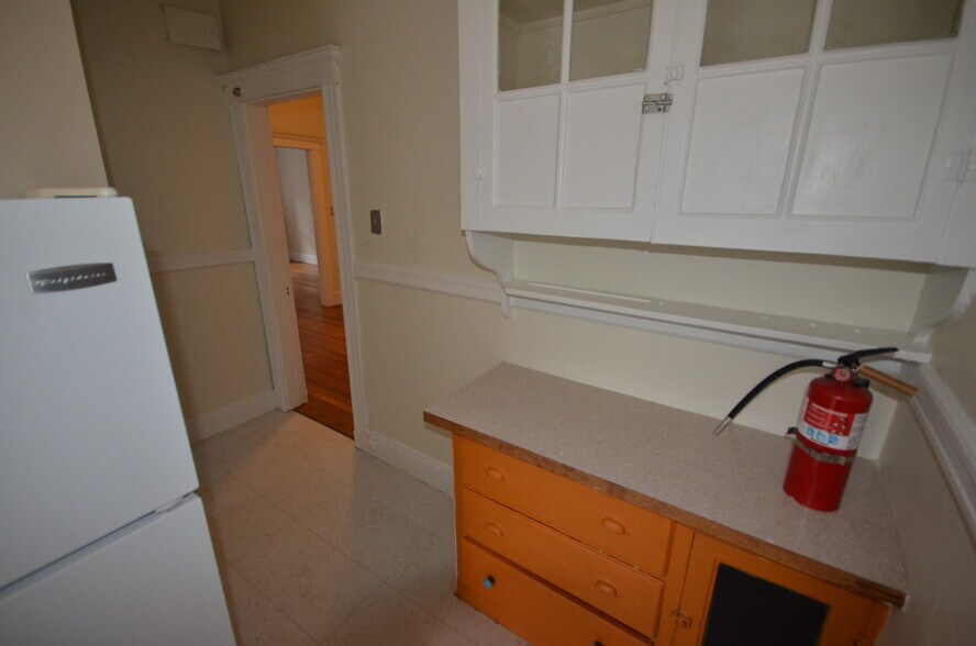 Building Photo - 9A Egremont Rd