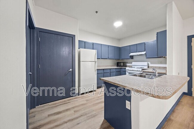 Building Photo - 2619 N Quality Ln