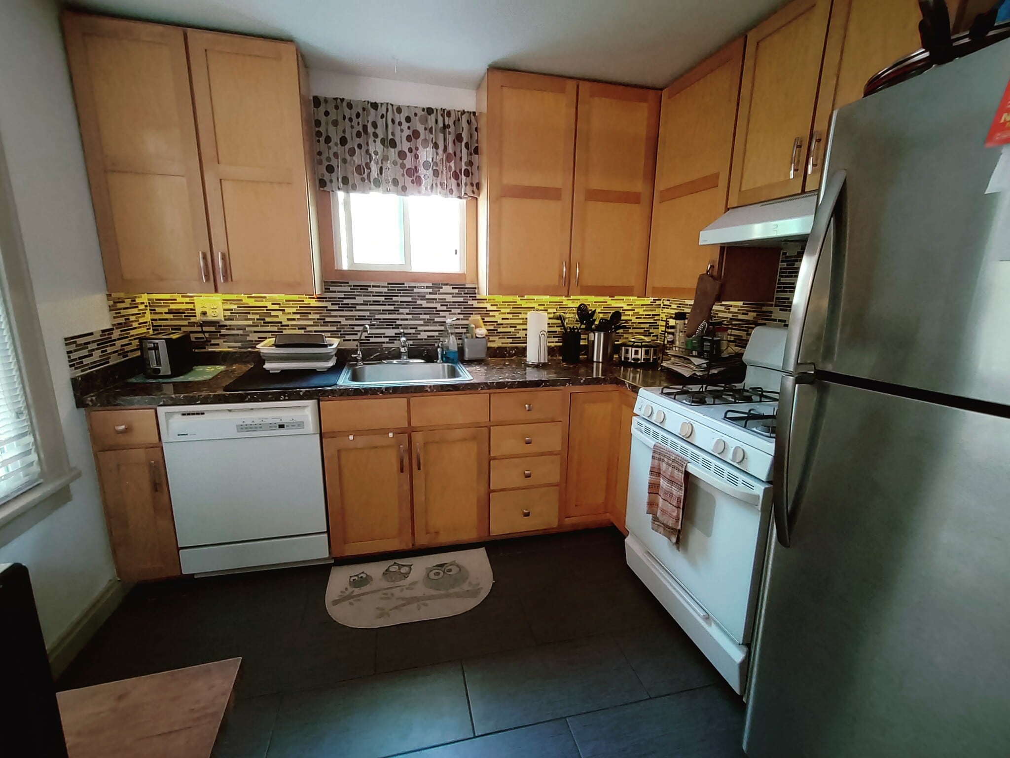 kitchen - 1618 Person Ct