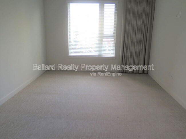 Building Photo - 1760 NW 56th St