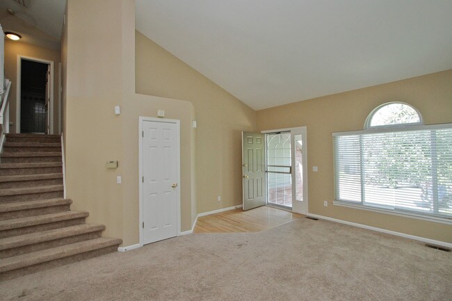 Building Photo - Beautiful 3BR Home in the Foothills of Golden