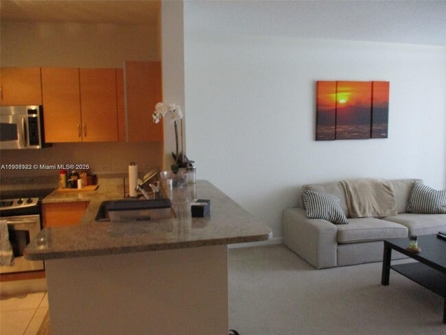 Building Photo - 2775 NE 187th St