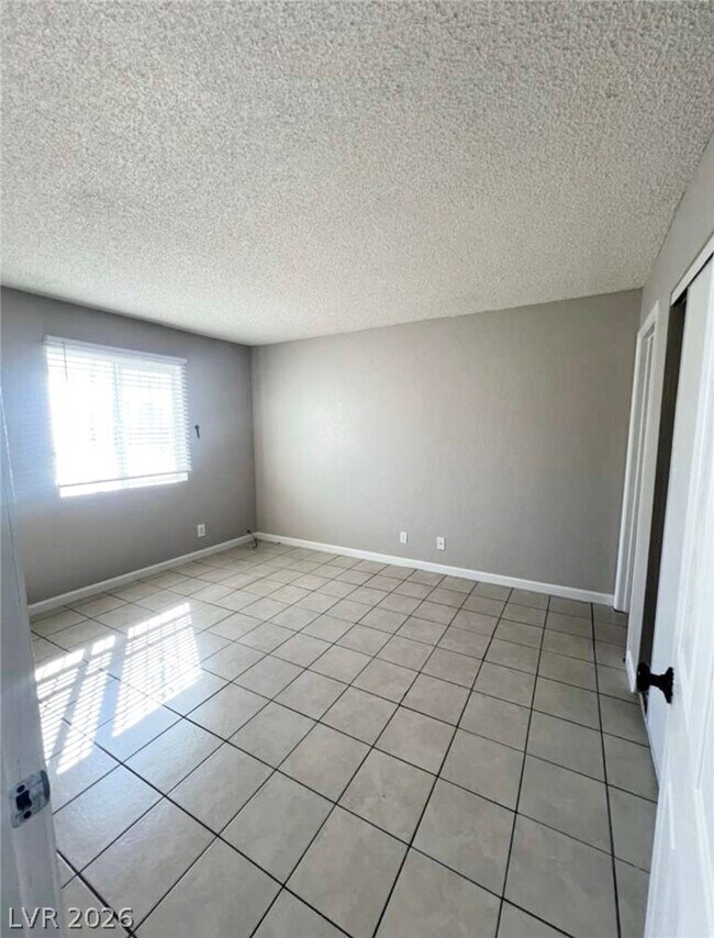Building Photo - 6928 Appleton Dr