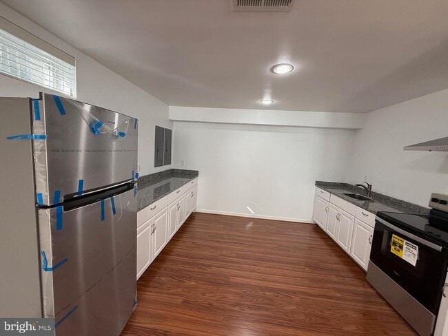 Building Photo - 16343 Boatswain Cir