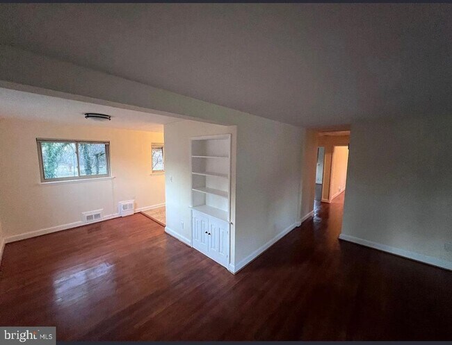 Building Photo - 1812 N Jackson St