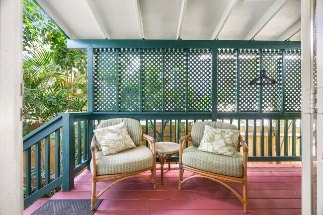 Building Photo - 59-18 Holawa Street