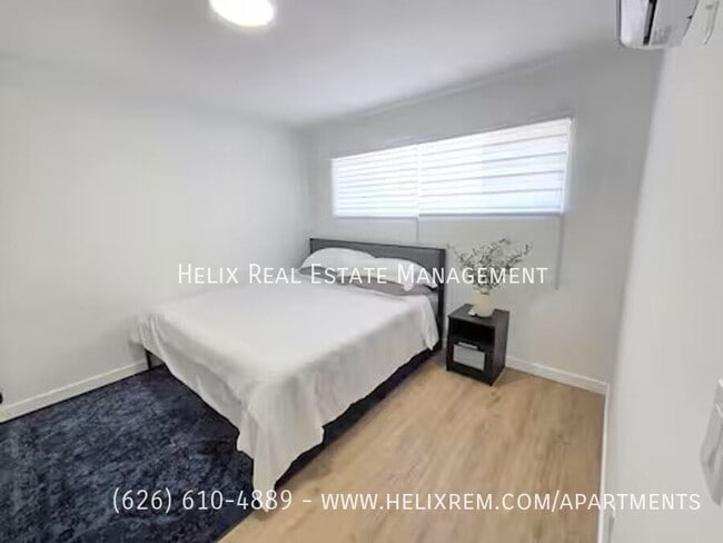 Building Photo - 1313 Huntington Dr