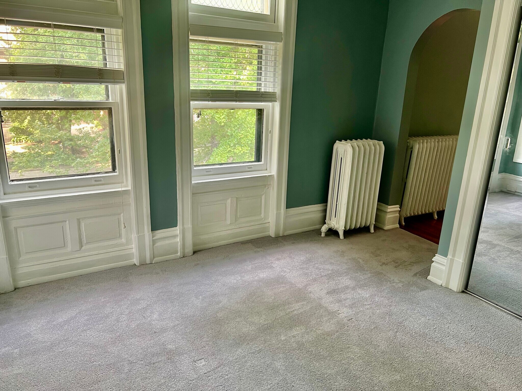 Building Photo - 4124 W Pine Blvd