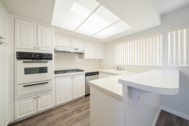 Kitchen - Elizabethan Townhouse