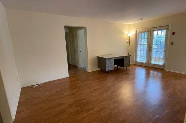Primary Photo - 1602 Green Hollow Dr