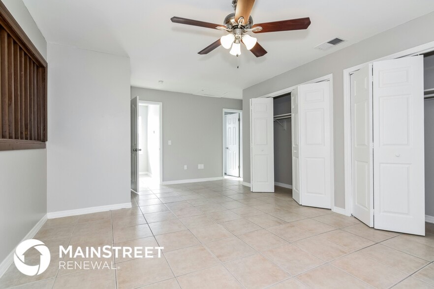 Building Photo - 3233 Timberline Rd