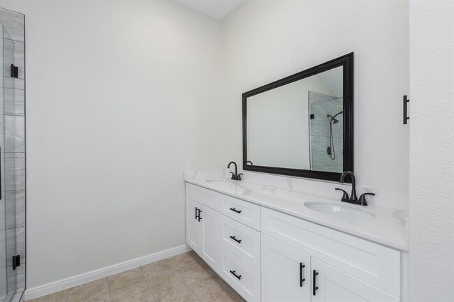 Building Photo - 5442 Garden Village Dr