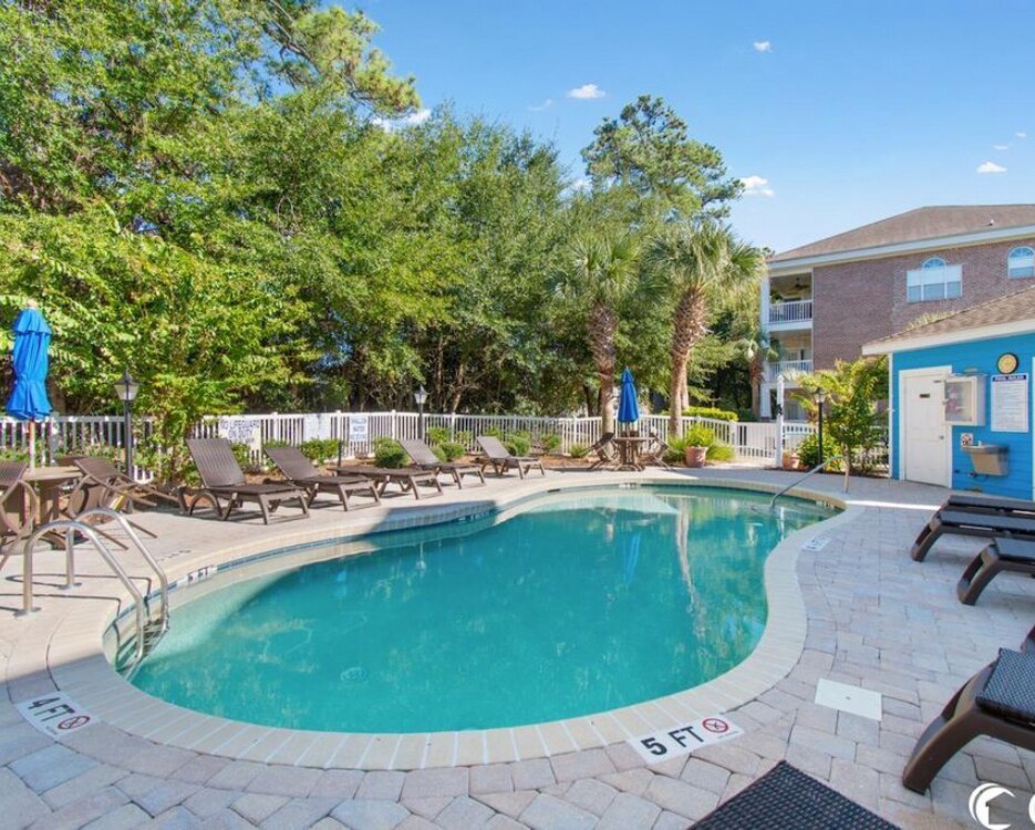 Building Photo - 4291 Hibiscus Dr