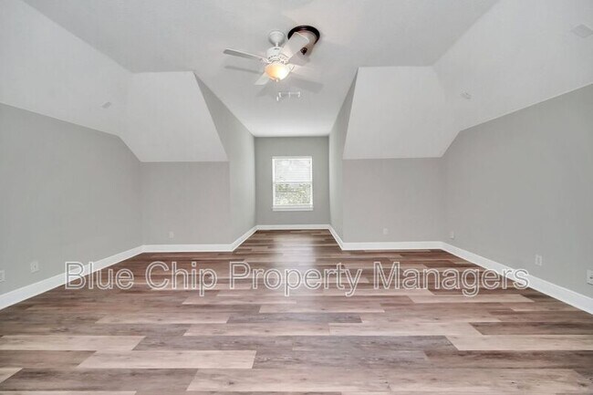 Building Photo - 9430 Channingham Ln