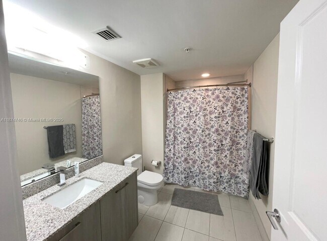 Building Photo - 2700 SW 27th Ave