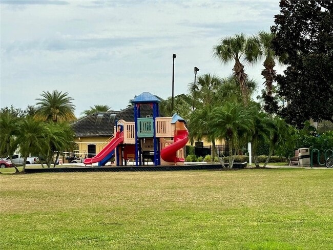 Building Photo - 8977 Coco Palm Rd