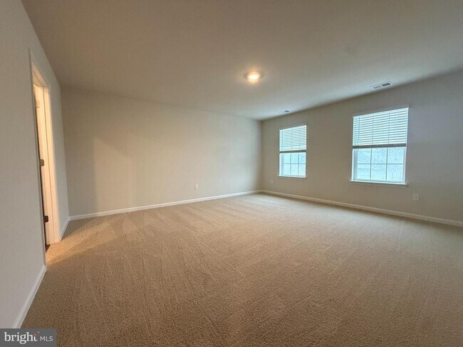 Building Photo - 328 Anconas Blvd