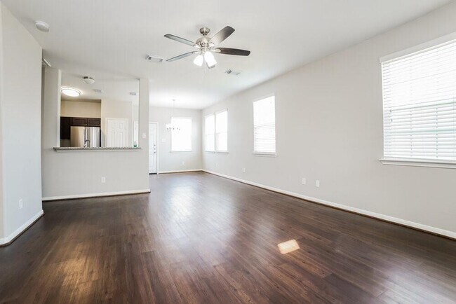 Building Photo - 21839 Octavia Way