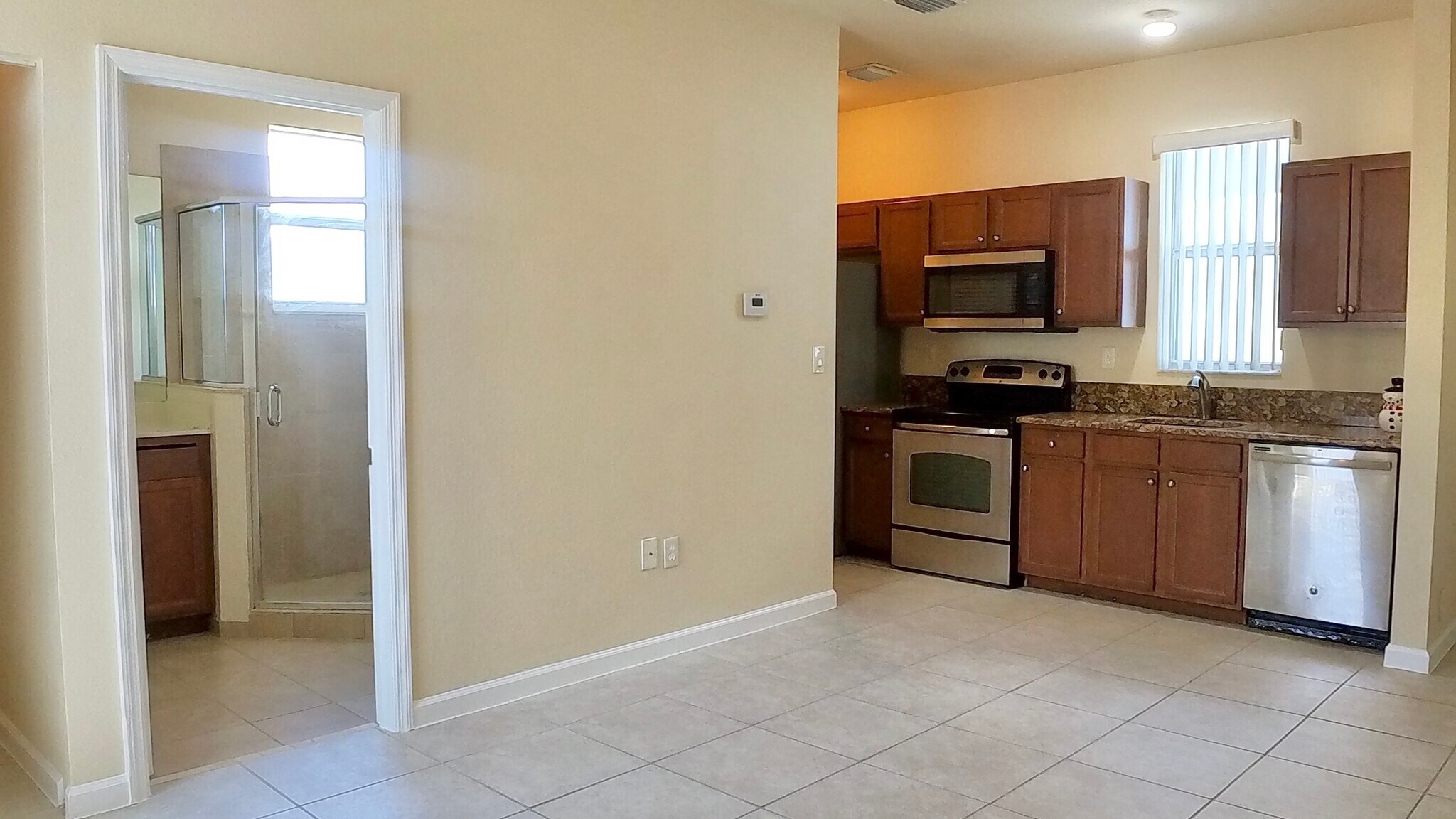 Building Photo - 9204 SW 170th Ct