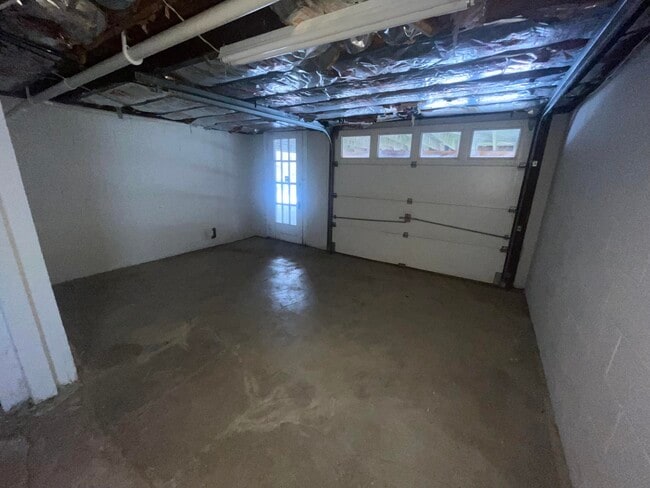 Building Photo - 8224 W Main St