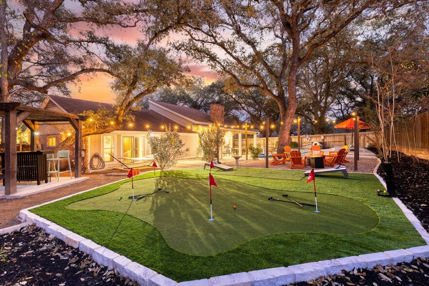 Building Photo - 326 Whisper Wood Ln