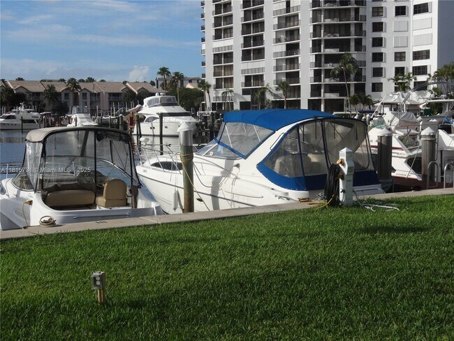 Building Photo - 600 Three Islands Boulevard