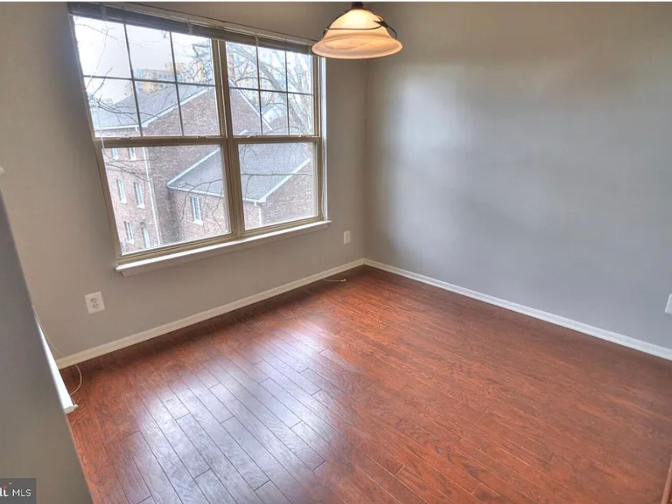 Building Photo - 1707 Ascot Way
