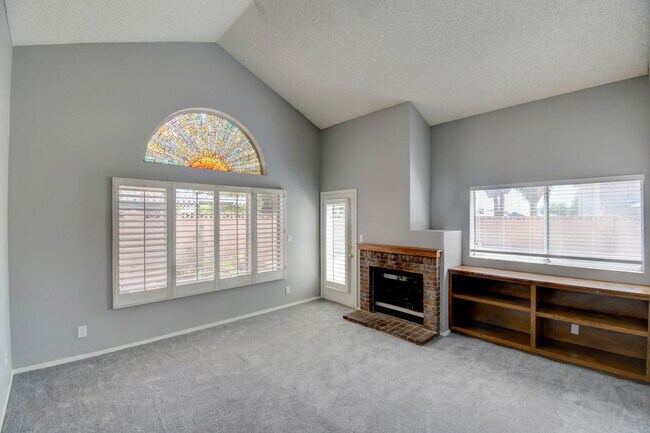 Building Photo - 6401 Morley Ave