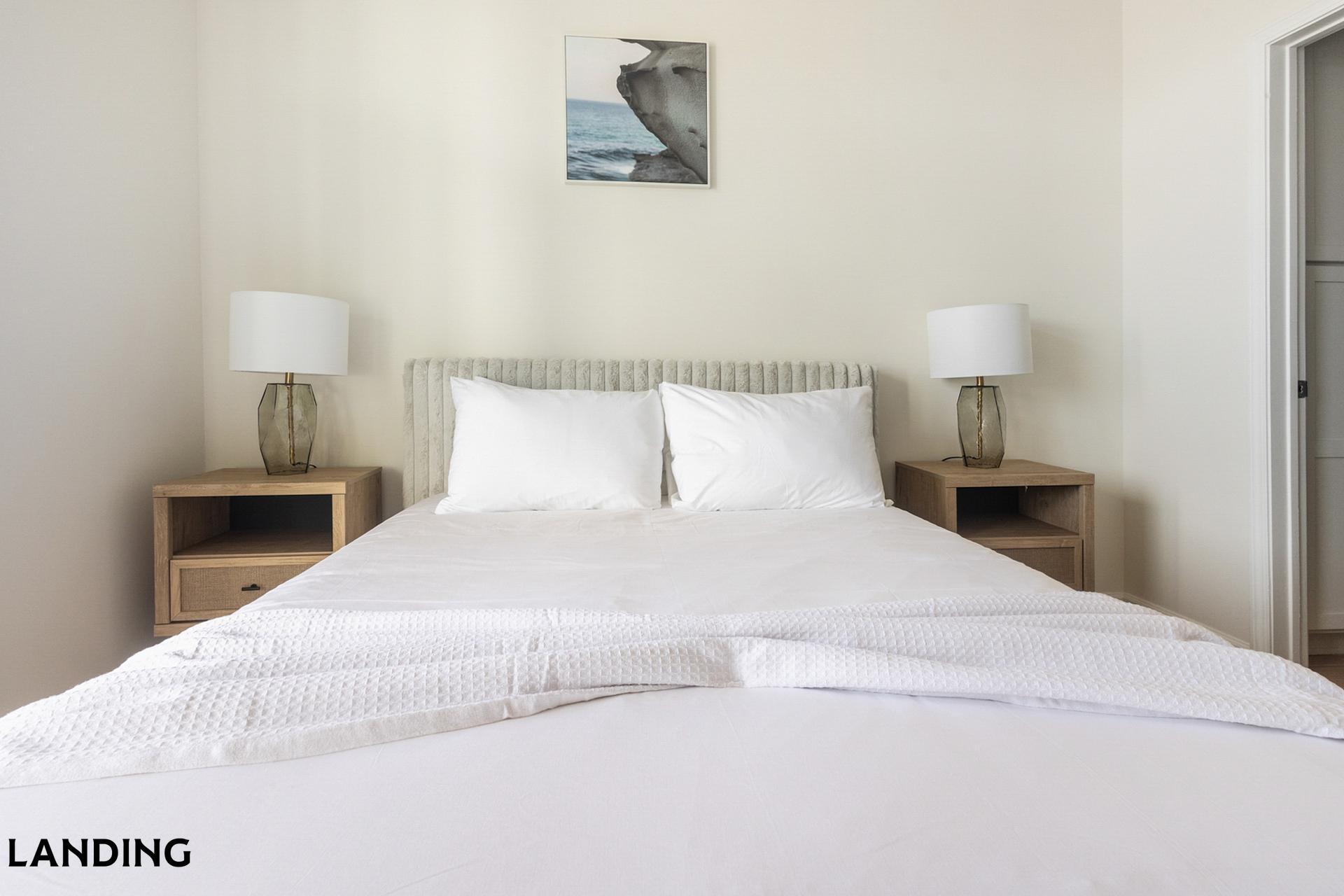 Building Photo - 4921 Pretty Lake Ave