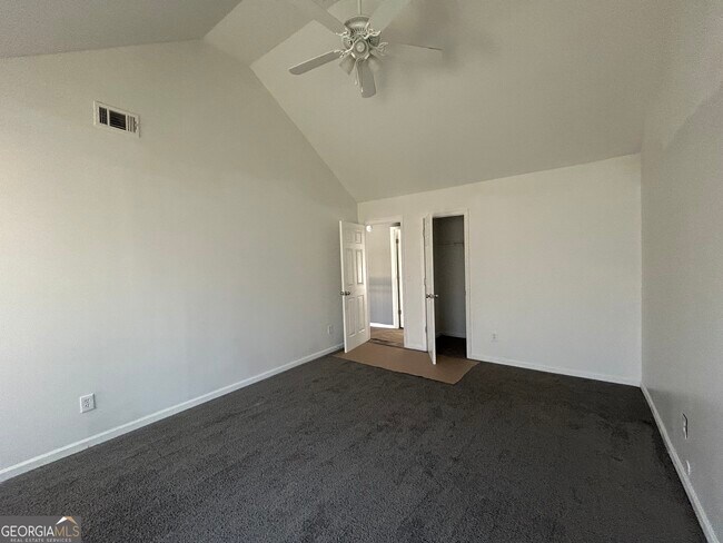 Building Photo - 6263 Shell Dr SW