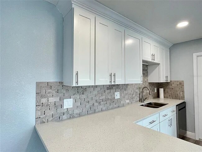 Building Photo - 1806 Ironwood Ct W