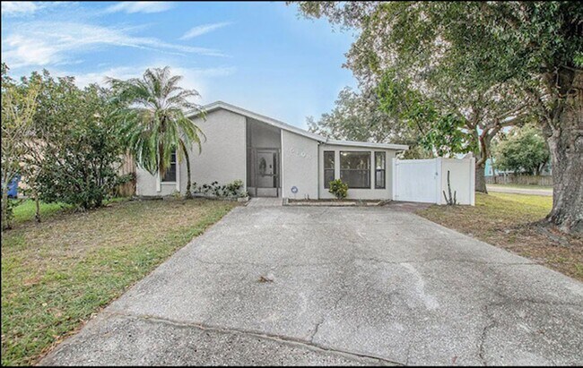 Building Photo - 5108 Ravensdale Way