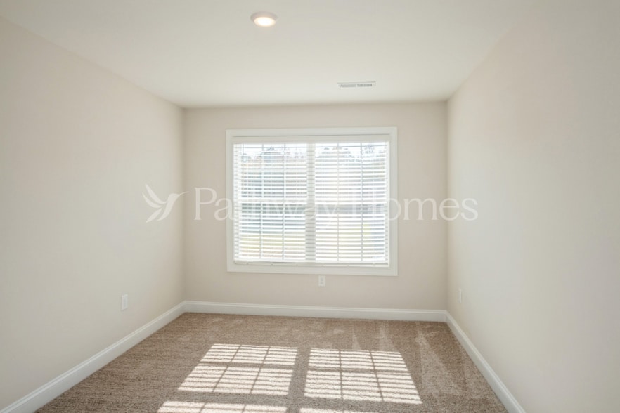 Building Photo - 118 Wembury Ln