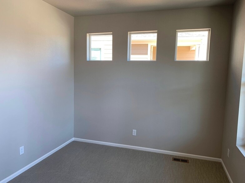 Building Photo - 7164 Bedlam Dr