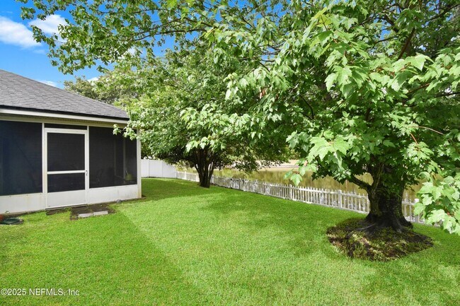 Building Photo - 237 N Hidden Tree Dr