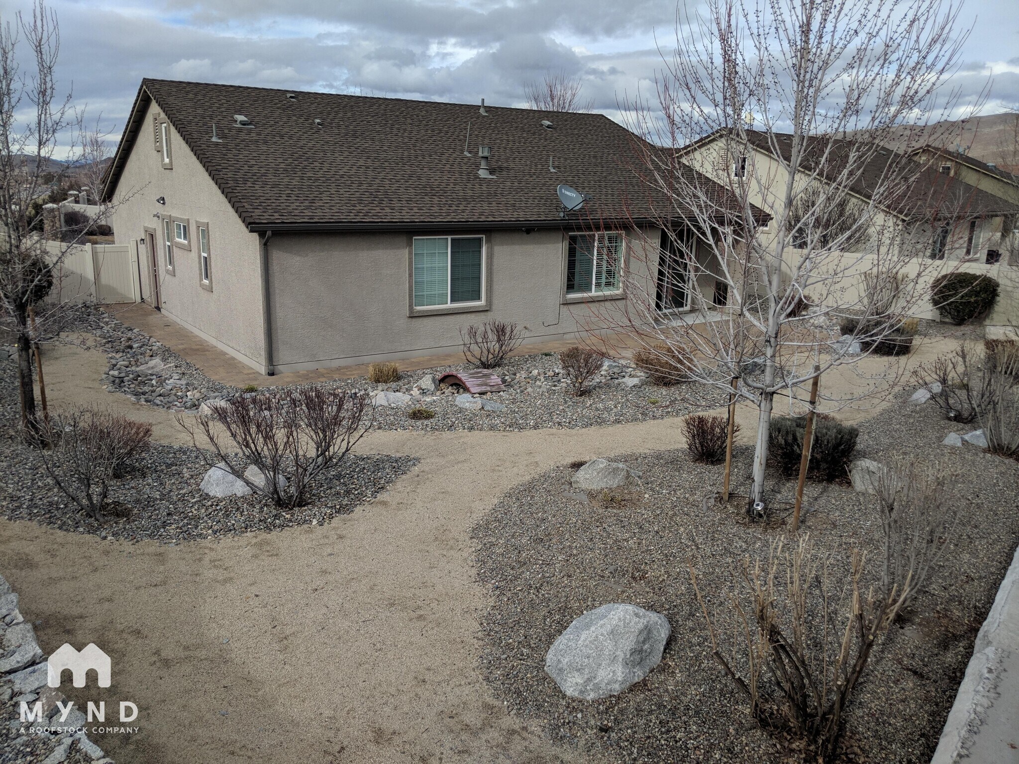 Building Photo - 11098 Colton Dr