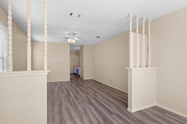 Building Photo - 11614 Tanglebriar Trail
