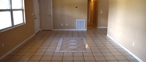 Building Photo - 2753 Foxdale Dr