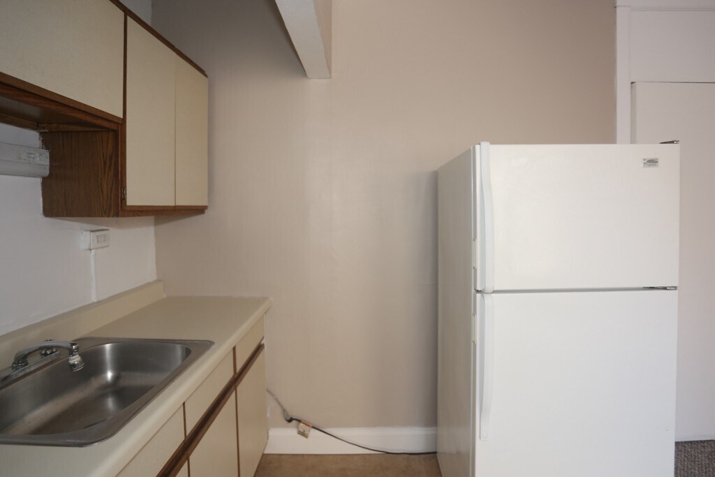 Building Photo - 3824 N Fremont St