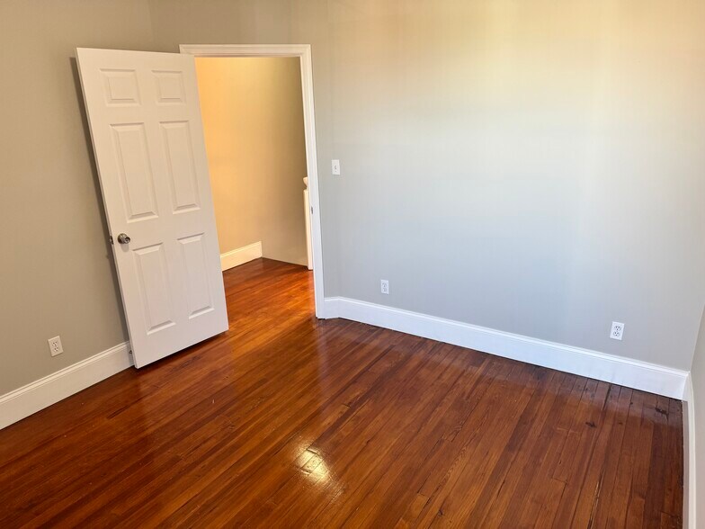 2nd Bedroom2 - 418 Bonsal St