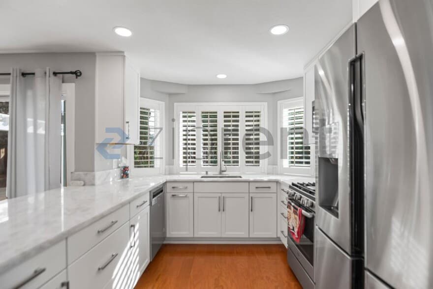 Building Photo - 1554 Gilbert Pl