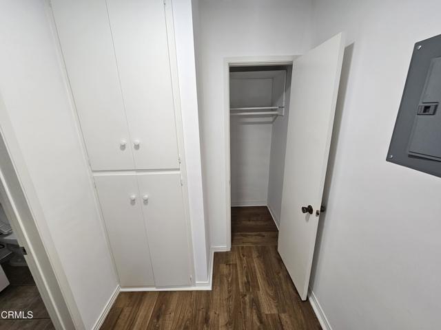 Building Photo - 12246 Oxnard St