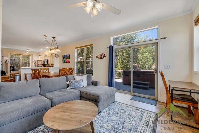 Building Photo - 309 Saddle Ridge Dr